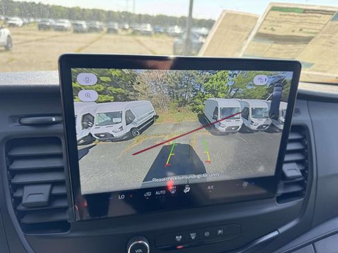 New 2026 Ford Transit 250 148 Medium Roof RWD image 24