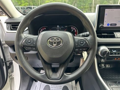 Used 2024 Toyota RAV4 LE image 17