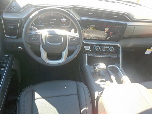 Used 2026 GMC Sierra 1500 Denali image 11