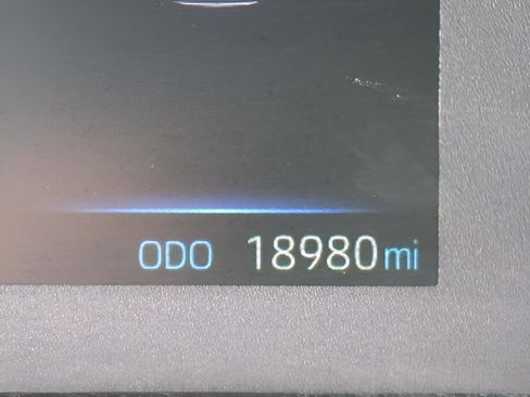 Used 2023 Toyota Corolla SE image 29