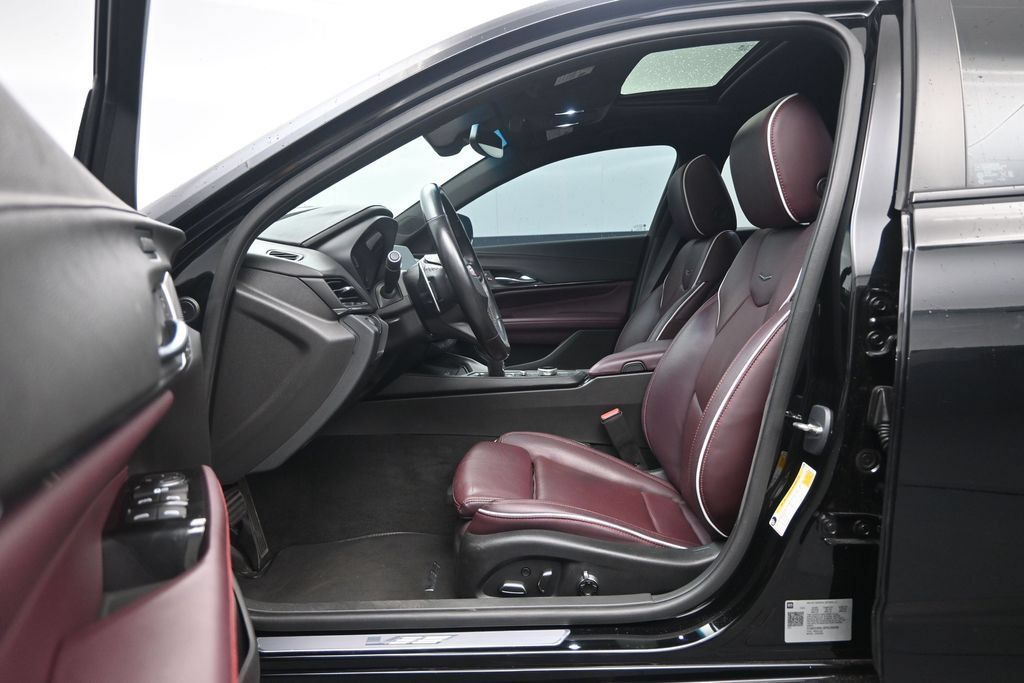 Used 2023 Cadillac CT4 V w/ Navigation Package RWD image 24
