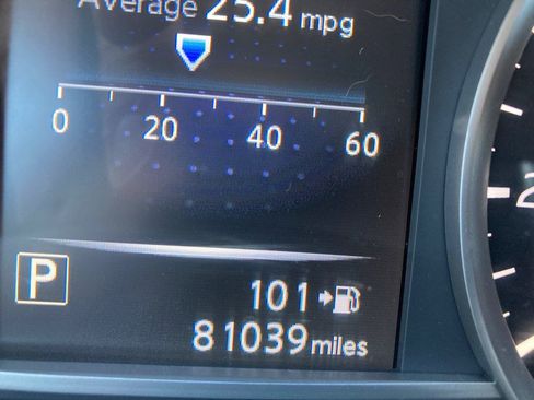 Used 2018 Nissan Sentra SV image 8