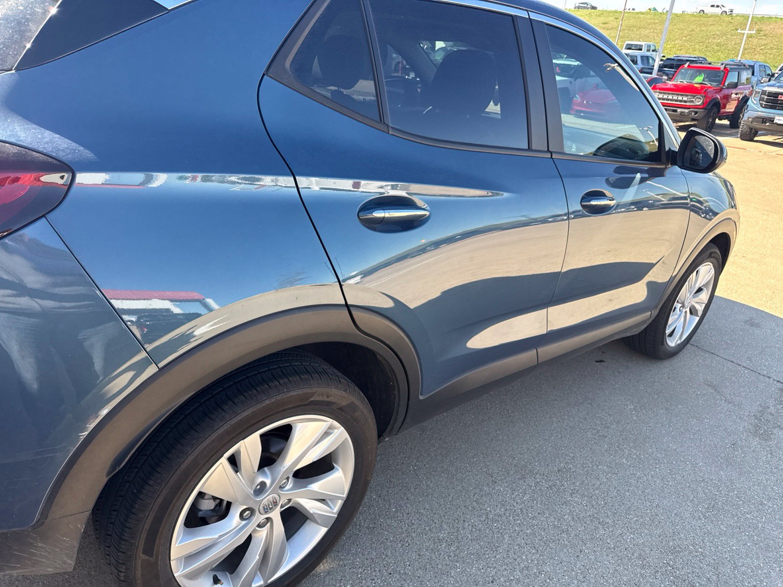 Used 2025 Buick Encore GX Preferred w/ Comfort Package FWD image 10