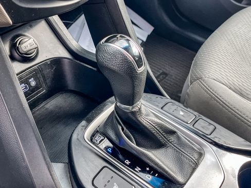 Used 2018 Hyundai Santa Fe Sport w/ 2.4L Value Package 02 image 16