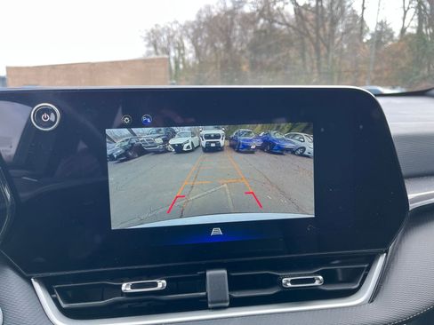 Used 2025 Chevrolet Equinox LT image 23