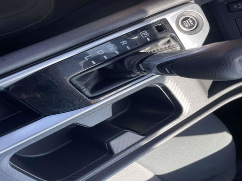 Used 2024 Nissan Sentra SV FWD image 21