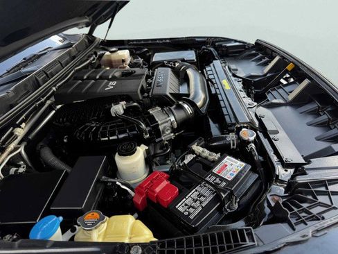 Used 2023 Nissan Frontier SV w/ Technology Package image 60