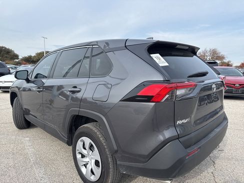 Used 2025 Toyota RAV4 LE image 7