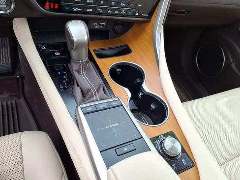 Used 2020 Lexus RX 350 AWD w/ Premium Package image 9