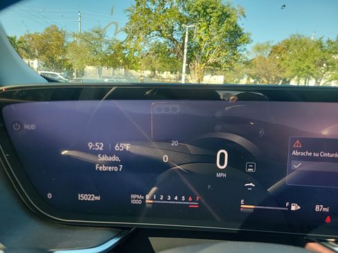 Used 2025 Buick Envision Sport Touring image 32