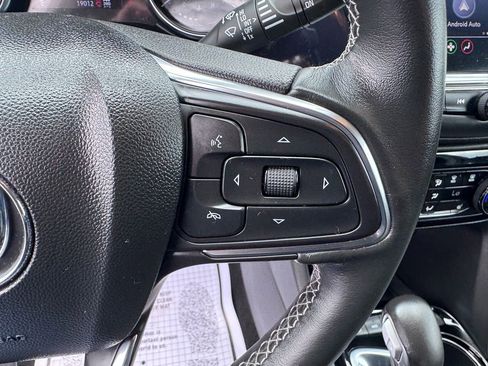Used 2023 Buick Encore GX Select AWD/4WD image 18