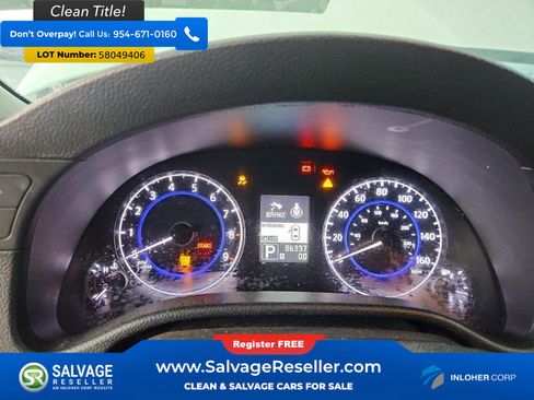 Used 2014 INFINITI Q60 Convertible w/ Premium Package RWD image 12