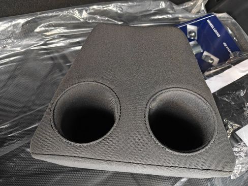 Used 2024 Hyundai Venue Limited image 29