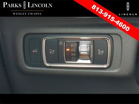 Certified 2022 Lincoln Corsair FWD w/ Equipment Group 101A image 25