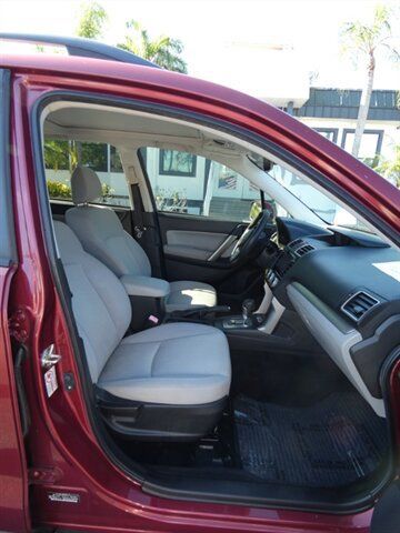 Used 2017 Subaru Forester 2.5i Premium w/ All-Weather Package AWD/4WD image 49