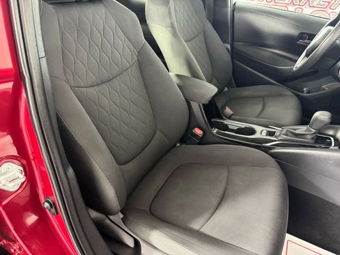 Used 2022 Toyota Corolla LE image 31