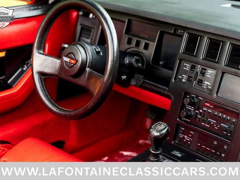 Used 1988 Chevrolet Corvette Convertible RWD image 76