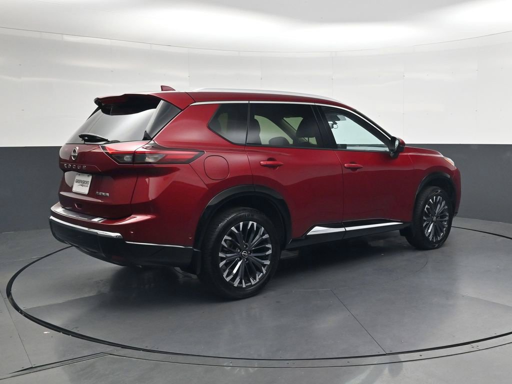 Used 2024 Nissan Rogue Platinum w/ Platinum Premium Package FWD image 5