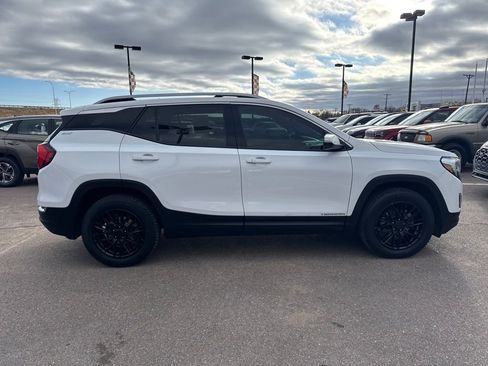 Used 2019 GMC Terrain SLT w/ Preferred Package image 11