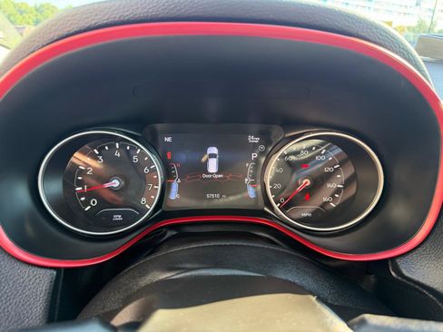 Used 2020 Jeep Compass Trailhawk w/ Leather Interior Group AWD/4WD image 24