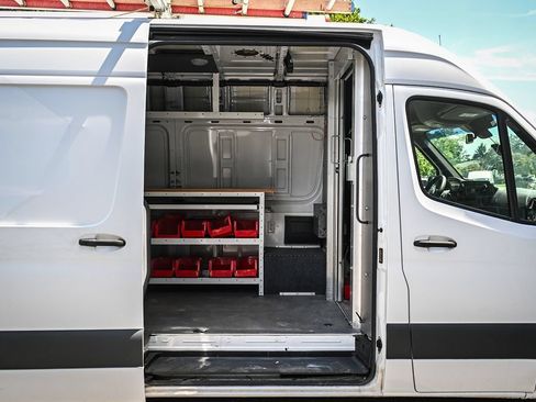Used 2020 Mercedes-Benz Sprinter 2500 w/ Driver Convenience Package image 17