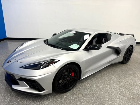 Used 2020 Chevrolet Corvette Stingray Premium Cpe w/ 3LT Preferred Equipment Group image 22