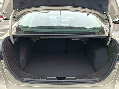 Used 2016 Ford Focus SE image 28