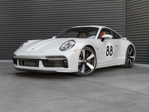 Certified 2023 Porsche 911 Sport Classic RWD image 51