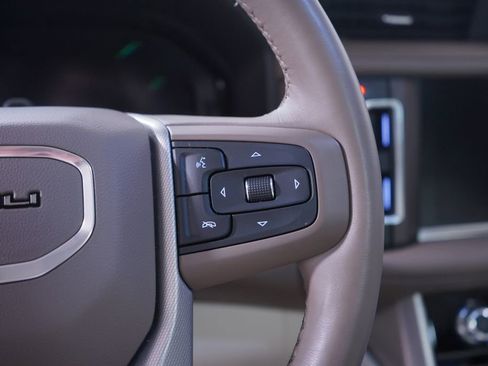 Used 2024 GMC Yukon Denali w/ Advanced Technology Package image 21