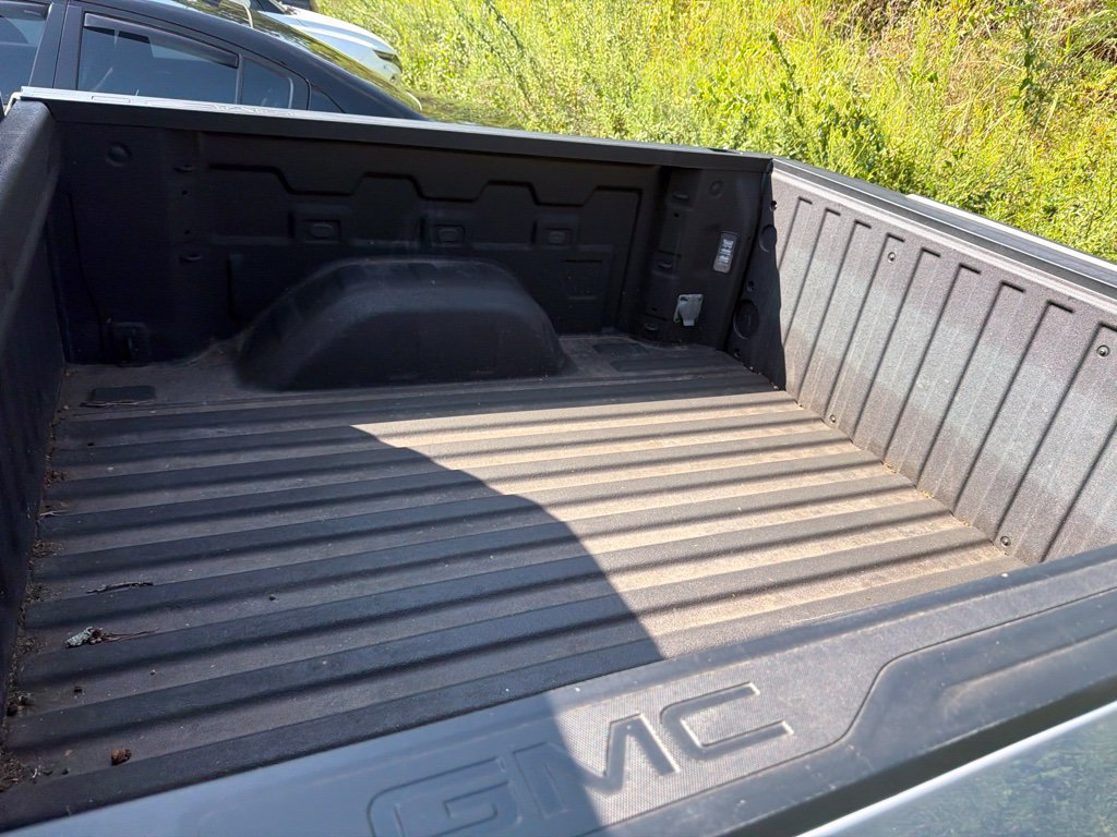 Used 2024 GMC Sierra 1500 Elevation RWD image 8