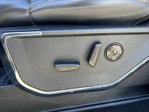 Used 2024 Ford F450 Platinum w/ FX4 Off-Road Package image 14