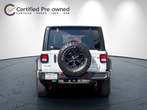 Used 2023 Jeep Wrangler Unlimited image 5