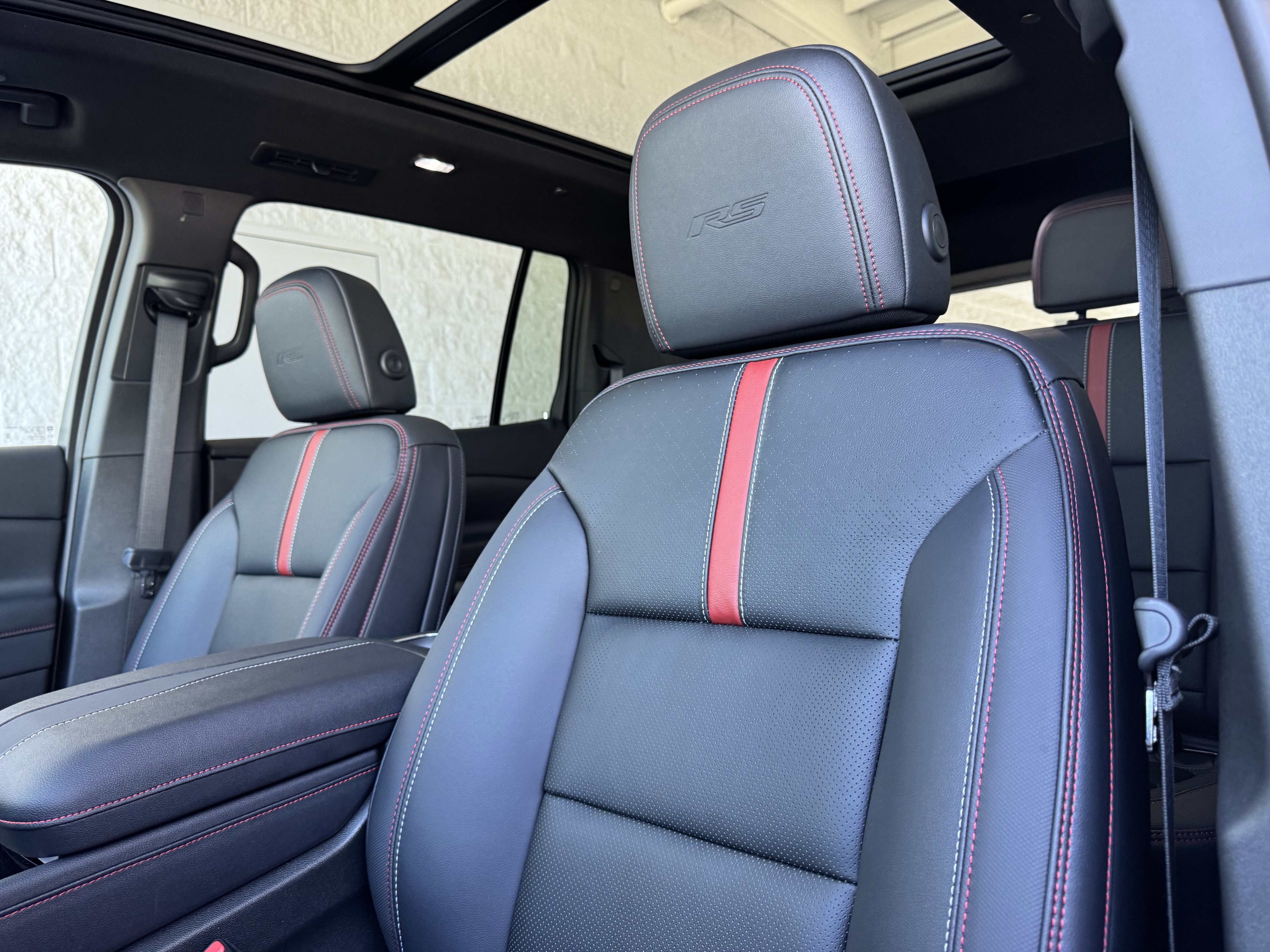 New 2026 Chevrolet Traverse RS w/ LPO, Floor Liner Package AWD/4WD image 14