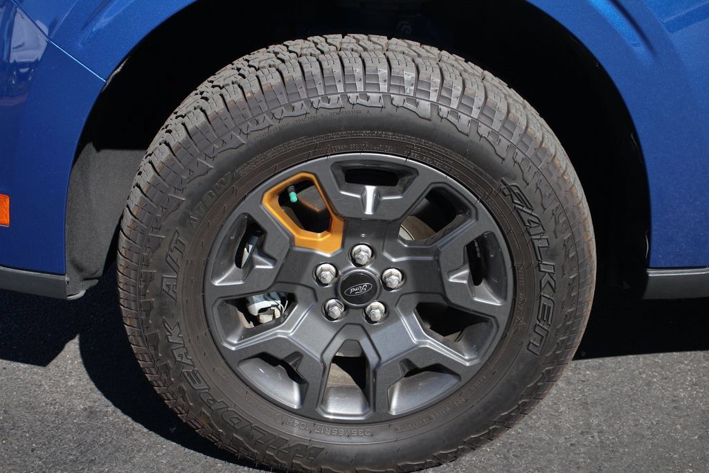 New 2024 Ford Maverick Tremor w/ Tremor Off-Road Package AWD/4WD image 10