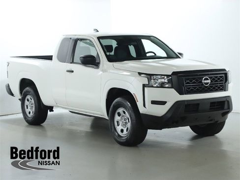 Used 2024 Nissan Frontier S w/ S Utility Package image 1