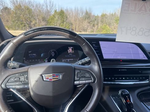 Used 2022 Cadillac Escalade Sport w/ Heavy-Duty Trailer Package image 18