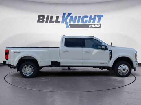 Used 2025 Ford F450 Platinum w/ Platinum Plus Package image 6
