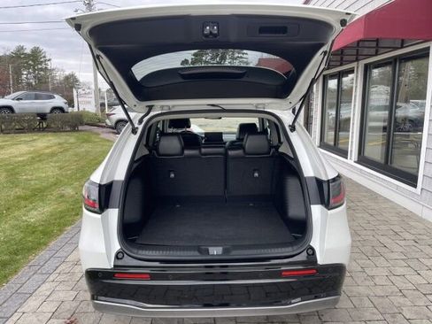 Used 2025 Honda HR-V EX-L image 18