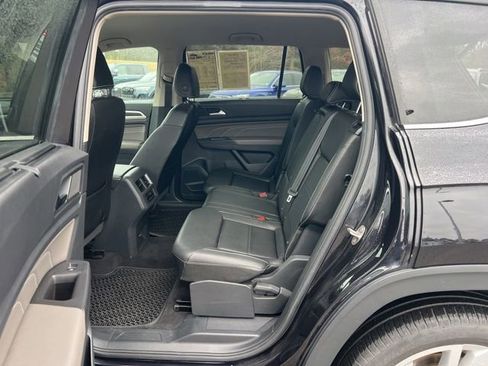 Used 2023 Volkswagen Atlas SE image 21