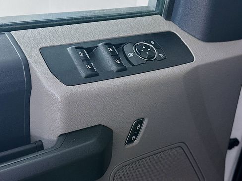 Used 2022 Ford F250 XL w/ STX Appearance Package image 24