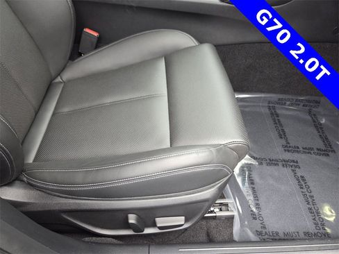 Used 2023 Genesis G70 2.0T image 17