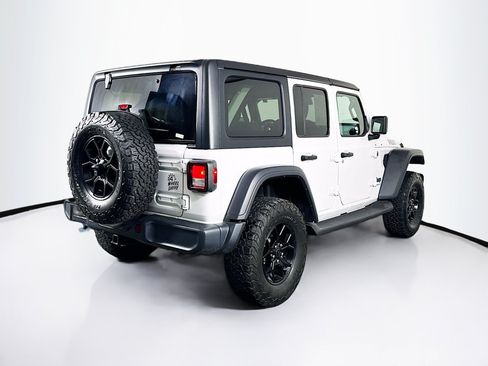 Used 2024 Jeep Wrangler Unlimited AWD/4WD image 9
