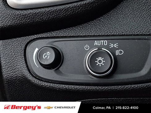 Certified 2020 Chevrolet Trax LT w/ Driver Confidence Package image 26