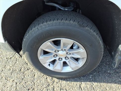 Used 2026 Chevrolet Silverado 1500 LT image 9