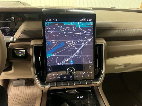 New 2026 GMC Yukon XL Denali AWD/4WD image 23