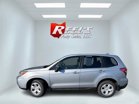 Used 2016 Subaru Forester 2.5i AWD/4WD image 26
