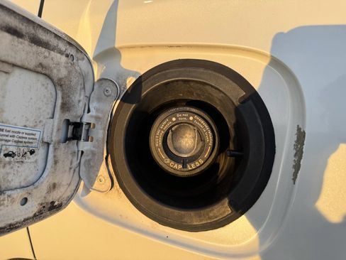 Certified 2017 Honda Pilot LX image 28