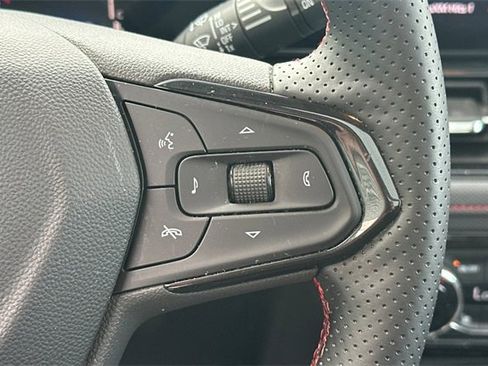 Used 2024 Chevrolet TrailBlazer RS w/ Convenience Package image 32