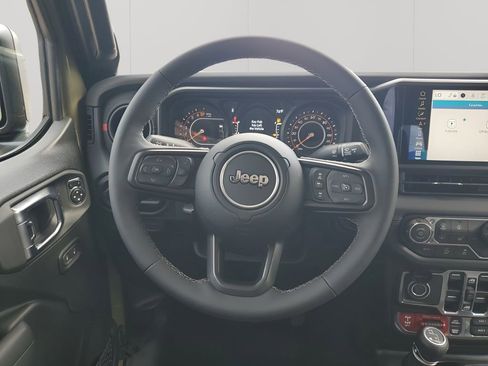 New 2025 Jeep Gladiator Rubicon w/ Convenience Group image 25