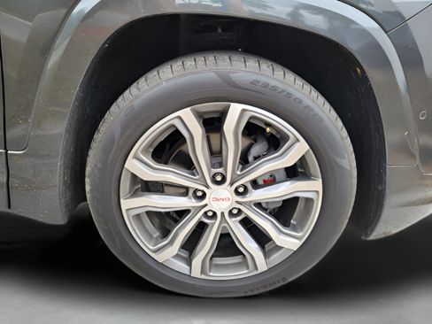 Used 2019 GMC Terrain Denali w/ Advanced Safety Package image 26